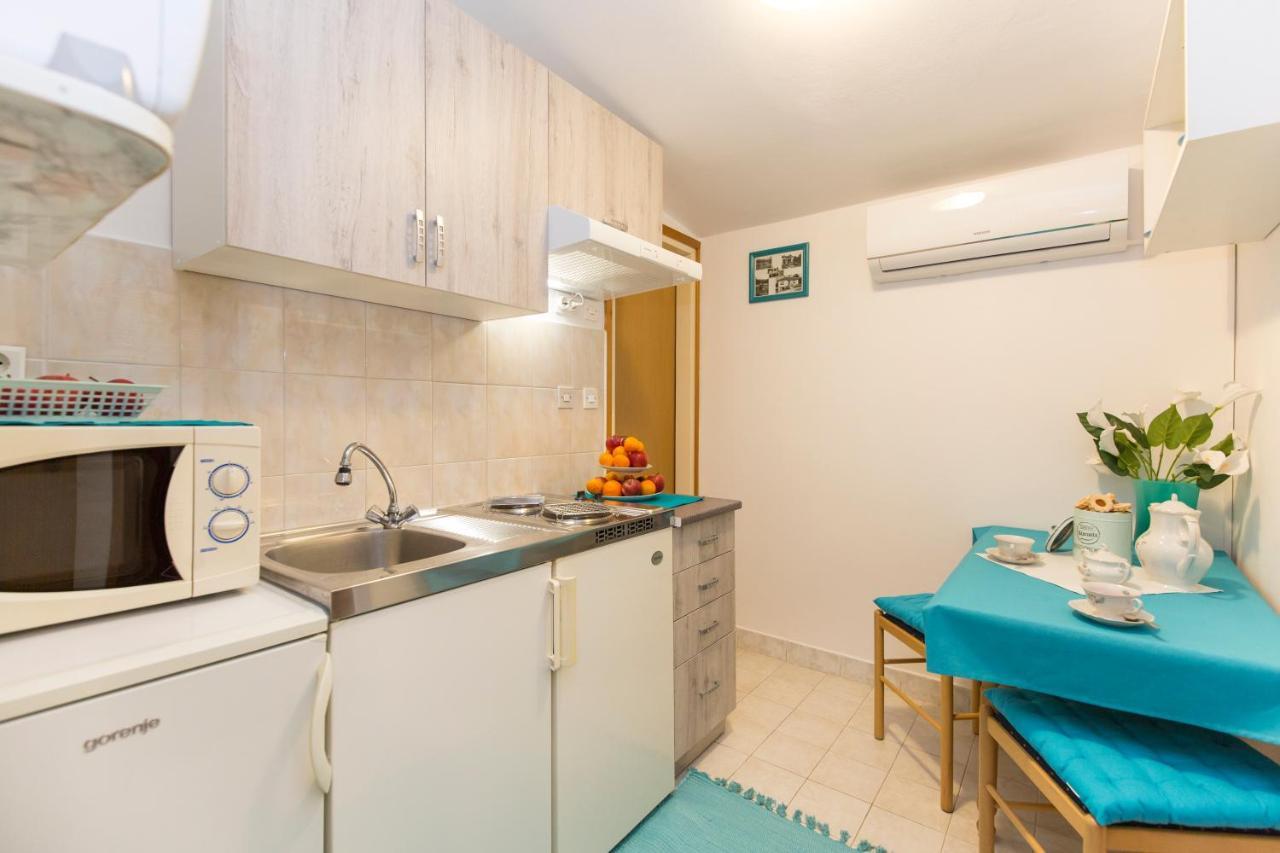Studio Apartman Branka Labin  Buitenkant foto