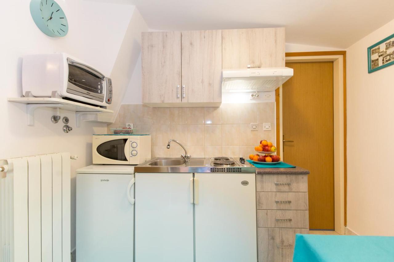 Studio Apartman Branka Labin  Buitenkant foto