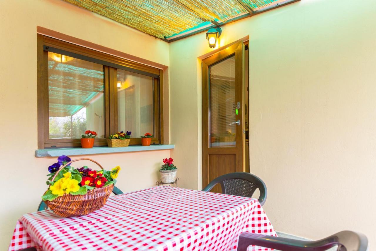 Studio Apartman Branka Labin  Buitenkant foto